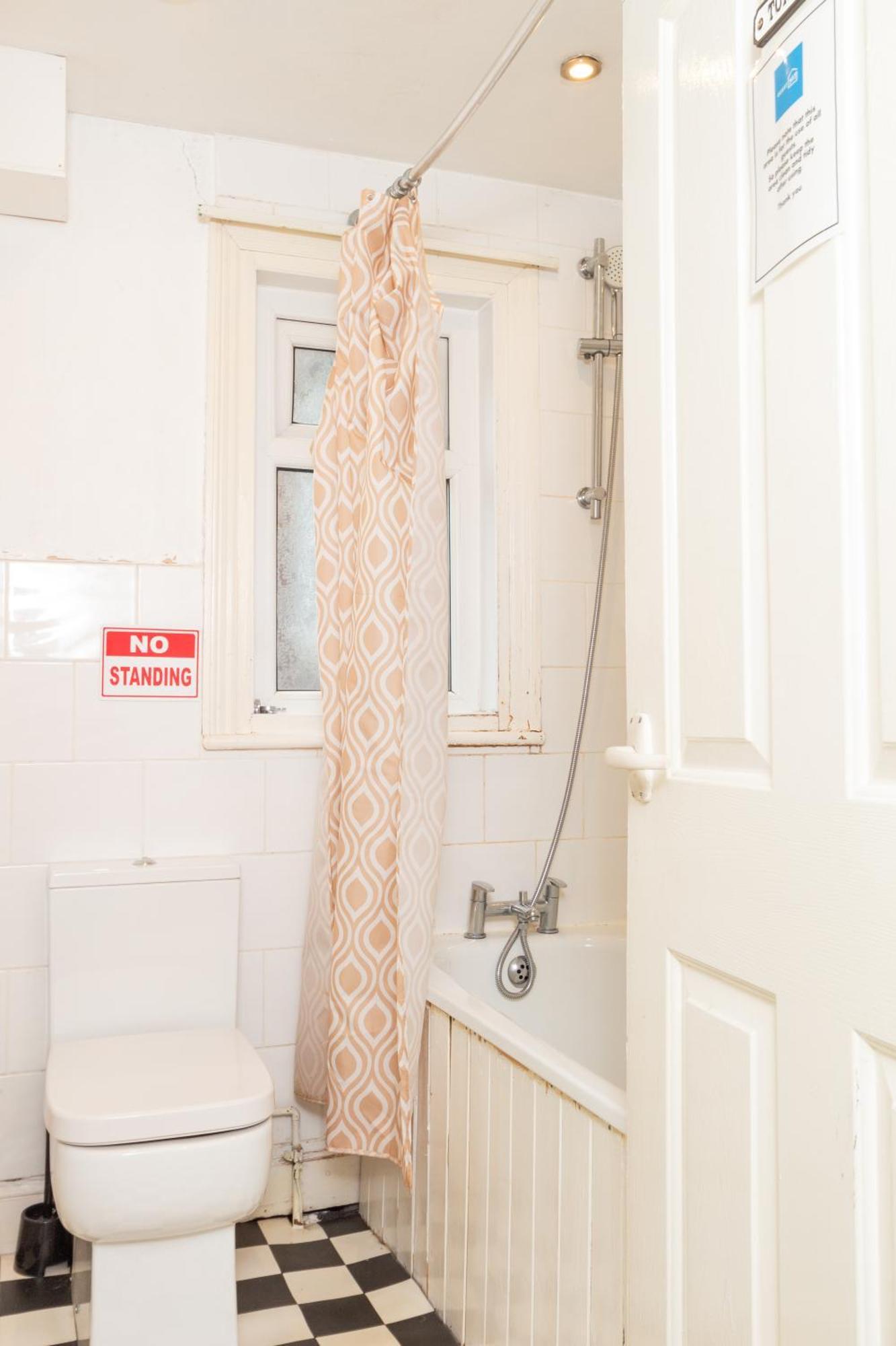 Comfy Private Room Near Mcr Centre مانشستر المظهر الخارجي الصورة